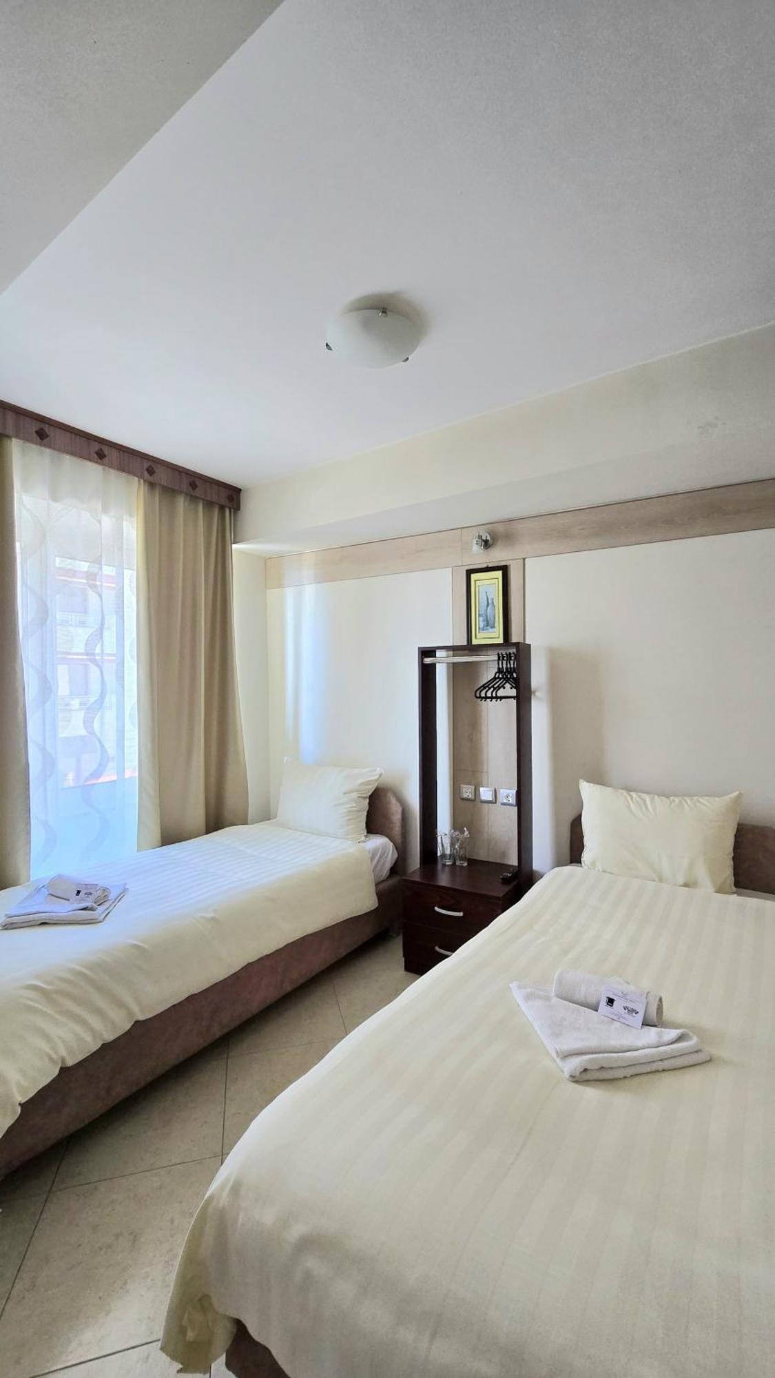 Royal View Hotel